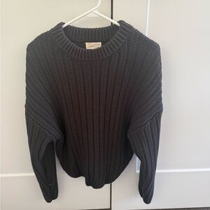 Universal Thread Charcoal Ribbed Sweater